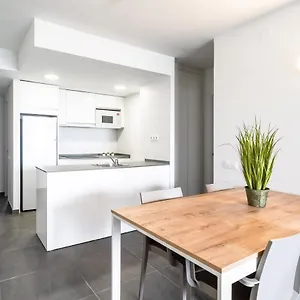 Rentalmar Blue & Pool Apartment