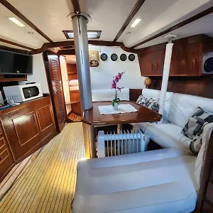 Sailboat Botel